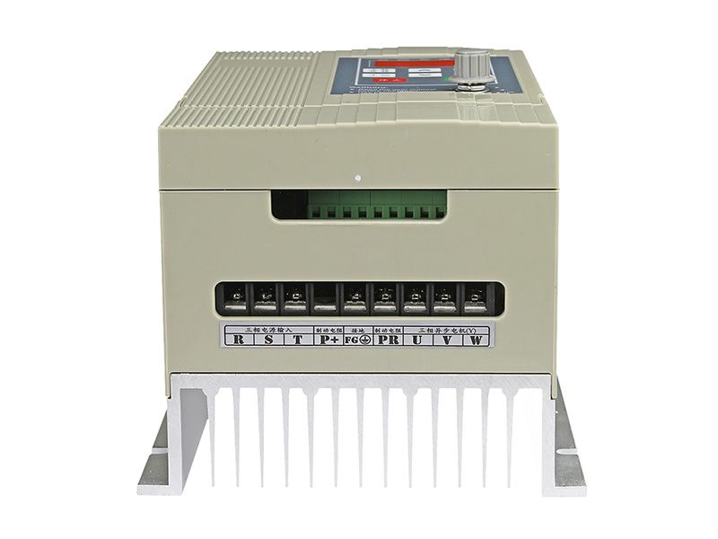 4000H通用變頻器，變頻器三相380V，變頻器廠家，電機(jī)變頻器