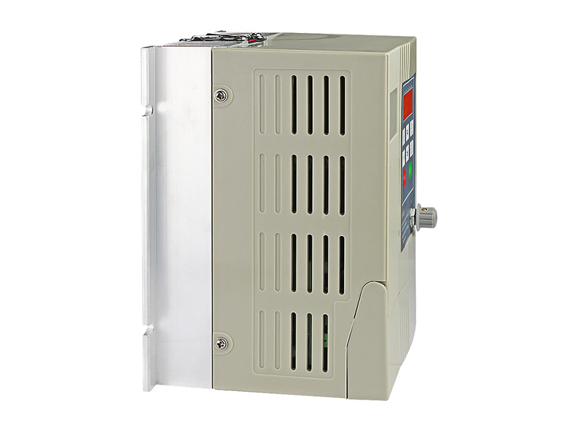 4000H通用變頻器，變頻器三相380V，變頻器廠家，電機變頻器